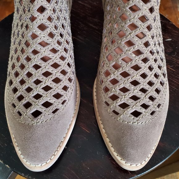 Jeffrey Campbell Taggart cutout booties - Picture 3 of 9